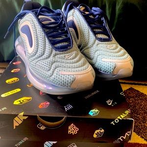 Nike Women’s Air Max 720 (Women’s 8 / Men‘s 6.5)